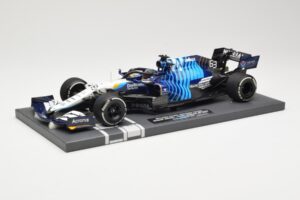 Williams Racing Mercedes FW43B #63 G. Russell Saudi Arabian GP 2021 Minichamps 1:18 117212263 Diecast — photo 2 of 6