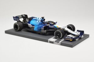 Williams Racing Mercedes FW43B #63 G. Russell Saudi Arabian GP 2021 Minichamps 1:18 117212263 Diecast — photo 4 of 6