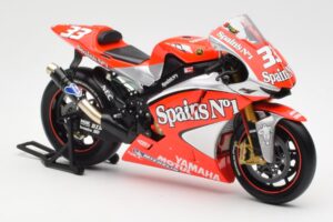 Yamaha YZR-M1 Gauloises Fortuna Yamaha #7 C. Checa MotoGP 2004 Minichamps 1:12 122043007 Diecast — photo 4 of 6