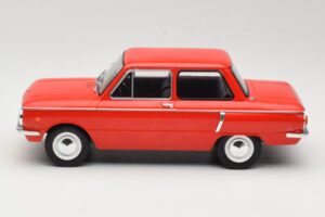 ZAZ 966 Red MCG 1:18 MCG18102 Diecast — photo 3 of 6