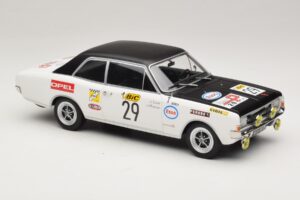 Opel Commodore A #29 J-L. Clarr / J-P. Peyroux Tour de France Automobile 1971 MCG 1:18 MCG18562R Diecast — photo 4 of 6