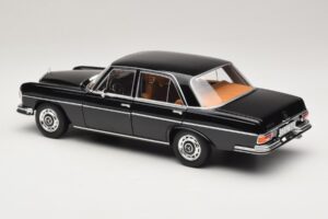 Mercedes 280 SE W108 Black Norev 1:18 183360 Diecast — photo 7 of 8