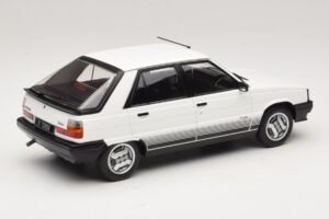 Renault 11 Turbo White MCG 1:18 MCG18589 Diecast — photo 2 of 6
