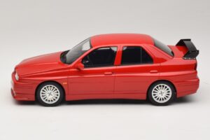 Alfa Romeo 155 GTA Stradale Alfa Red Otto 1:18 OT1132 Resin — photo 3 of 6