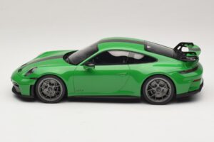 Porsche 911 992.2 GT3 Weissach Package Python Green GT Spirit 1:18 GT576 Resin — photo 3 of 6