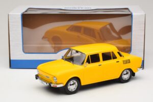 Skoda 100 L Yellow MCG 1:18 MCG18781 Diecast — photo 6 of 6