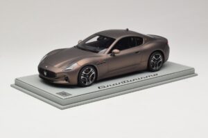 Maserati GranTurismo Trofeo Rame Folgore BBR 1:18 P18240AMAS Resin — photo 2 of 7