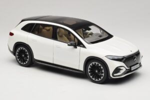 Mercedes EQS SUV X296 Manufaktur Diamond White NZG 1:18 B66960590 Diecast — photo 6 of 8