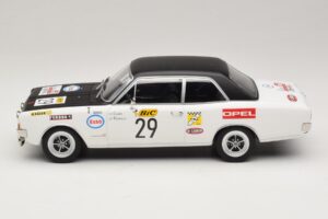 Opel Commodore A #29 J-L. Clarr / J-P. Peyroux Tour de France Automobile 1971 MCG 1:18 MCG18562R Diecast — photo 3 of 6