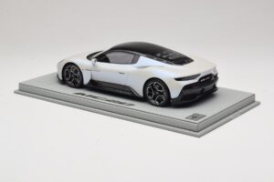 Maserati MC20 Bianco Audace BBR 1:18 P18191AMAS Resin — photo 4 of 6