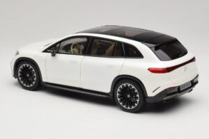 Mercedes EQS SUV X296 Manufaktur Diamond White NZG 1:18 B66960590 Diecast — photo 7 of 8