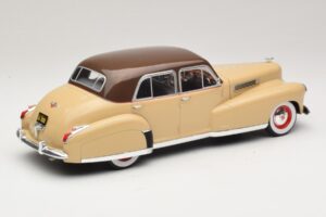 Cadillac Fleetwood Series 60 Special Beige MCG 1:18 MCG18656 Diecast — photo 2 of 6