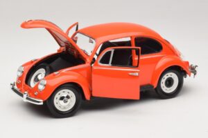 Volkswagen Beetle Orange Gremlins Movie Greenlight 1:18 12985 Diecast — photo 2 of 8