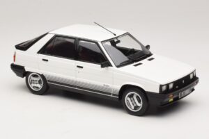 Renault 11 Turbo White MCG 1:18 MCG18589 Diecast — photo 4 of 6