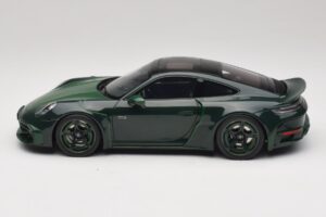 Porsche 911 992 Turbo S Brabus 900 Rocket R Mean Green GT Spirit 1:18 GT959 Resin — photo 3 of 6
