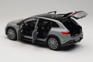 Mercedes EQS SUV X296 Manufaktur Alpine Grey NZG 1:18 B66960591 Diecast — photo 5 of 8