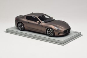 Maserati GranTurismo Trofeo Rame Folgore BBR 1:18 P18240AMAS Resin — photo 4 of 7