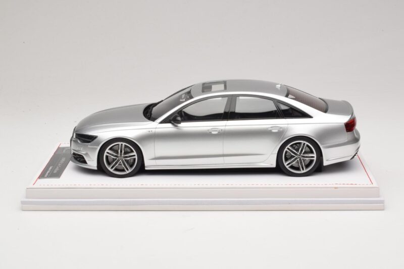 Audi S6 C7 Florett Silver Metallic IVY Merit 1:18 REMC038 Resin
