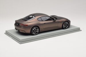 Maserati GranTurismo Trofeo Rame Folgore BBR 1:18 P18240AMAS Resin — photo 3 of 7