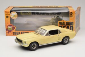 Ford Mustang Coupe Yellow The Walking Dead Greenlight 1:18 12958 Diecast — photo 8 of 8