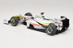 Brawn GP BGP001 #22 J. Button Singapore GP 2009 Minichamps 1:18 180090222 Resin — photo 5 of 7
