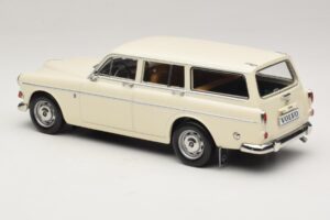 Volvo Amazon Estate Pearl White Norev 1:18 188750 Diecast — photo 5 of 6