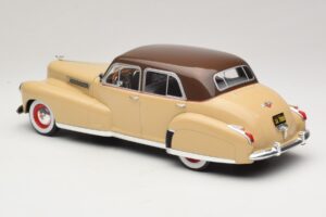 Cadillac Fleetwood Series 60 Special Beige MCG 1:18 MCG18656 Diecast — photo 5 of 6
