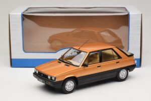 Renault 11 GTL Gold MCG 1:18 MCG18590 Diecast — photo 6 of 6