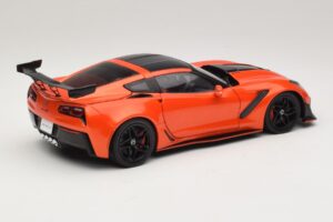 Chevrolet Corvette C7 ZR1 Red IXO 1:18 U18RDC001-FO Diecast — photo 3 of 8