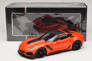 Chevrolet Corvette C7 ZR1 Red IXO 1:18 U18RDC001-FO Diecast — photo 8 of 8