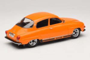 Saab 96 V4 Orange MCG 1:18 MCG18654 Diecast — photo 2 of 6