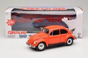 Volkswagen Beetle Orange Gremlins Movie Greenlight 1:18 12985 Diecast — photo 8 of 8