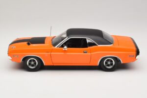 Dodge Challenger R/T Fast & Furious Darden's Car Greenlight 1:18 12846 Diecast — photo 4 of 8
