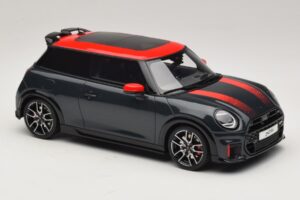 Mini Cooper JCW F66 Legend Grey Otto 1:18 OT1244 Resin — photo 4 of 6