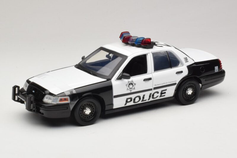 Ford Crown Victoria Police Interceptor The Hangover Movie Greenlight 1:18 12911 Diecast