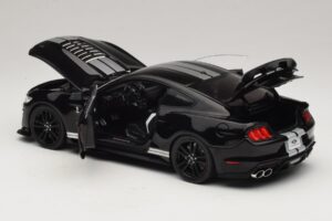 Ford Mustang Shelby GT500 S550 Black IXO 1:18 U18RDC002-FO Diecast — photo 5 of 8