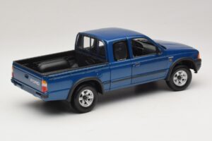 Ford Ranger Super Cab Blue Action 1:18 ACTION002 Diecast — photo 3 of 8