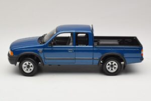 Ford Ranger Super Cab Blue Action 1:18 ACTION002 Diecast — photo 4 of 8