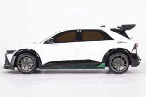 Hyundai Ioniq 5 N DK Edition Atlas White Matt Otto 1:18 OT1227 Resin — photo 3 of 5