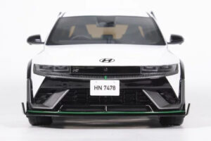 Hyundai Ioniq 5 N DK Edition Atlas White Matt Otto 1:18 OT1227 Resin — photo 4 of 5