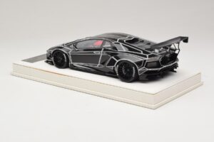 Lamborghini Aventador Liberty Walk TRON Bright Black JUC 1:18 J32-14 Resin — photo 5 of 7