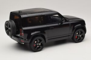 Land Rover Defender 90 L663 P400 X-Dynamic HSE Santorini Black GT Spirit 1:18 GT992 Resin — photo 2 of 6
