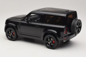 Land Rover Defender 90 L663 P400 X-Dynamic HSE Santorini Black GT Spirit 1:18 GT992 Resin — photo 5 of 6
