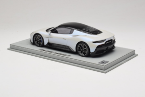 Maserati MC20 Bianco Audace BBR 1:18 P18191AMAS Resin — photo 4 of 6