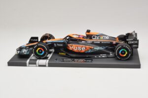 McLaren MCL36 #3 D. Ricciardo Abu Dhabi GP 2022 Minichamps 1:18 537224003 Resin — photo 3 of 7