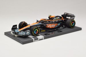 McLaren MCL36 #4 L. Norris Abu Dhabi GP 2022 Minichamps 1:18 537224004 Resin