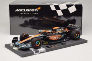 McLaren MCL36 O. Piastri Abu Dhabi Test 2022 Minichamps 1:18 537221828 Resin — photo 7 of 7