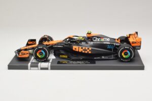 McLaren MCL60 #4 L. Norris 2nd Place Japanese GP 2023 Minichamps 1:18 537233504 Resin — photo 3 of 7