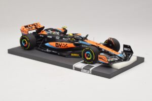 McLaren MCL60 #4 L. Norris Australian GP 2023 Minichamps 1:18 537232104 Resin — photo 4 of 7