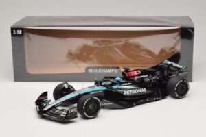 Mercedes AMG Petronas W15 E Performance G. Russell 2024 Minichamps 1:18 110240163 Resin — photo 7 of 7